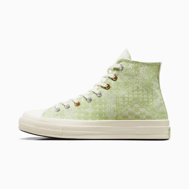 converse-chuck-taylor-all-star A04496C