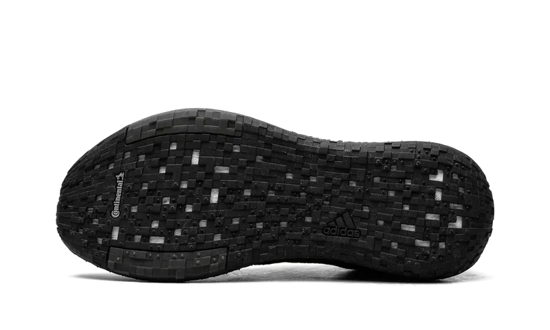 Adidas Pulseboost HD “CORE BLACK” (EG9971)