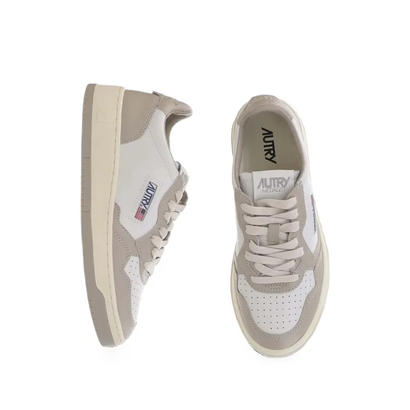 Autry Medalist Low-top “White/Neutrals” (AULW WB67)