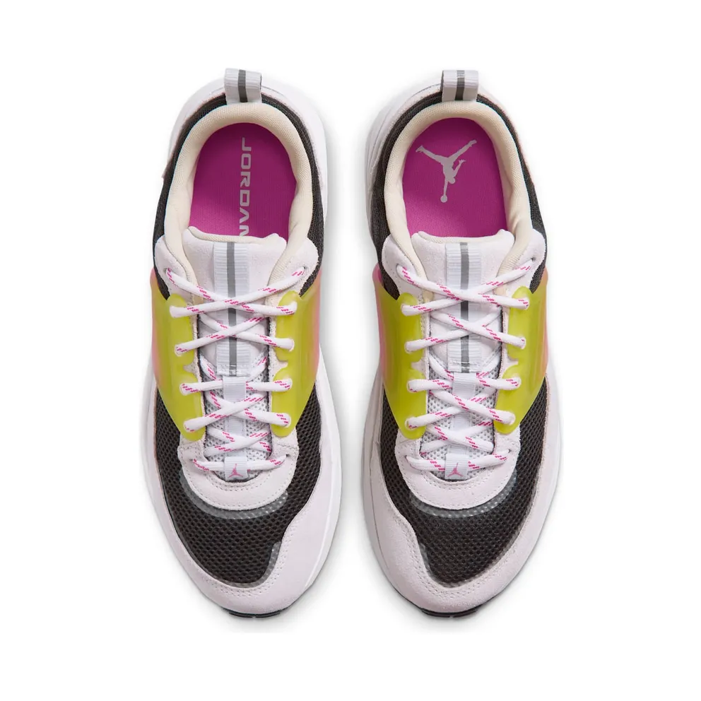 Air Jordan Trunner O/S “Off White Anthracite Fire Pink” (IX3524-101)