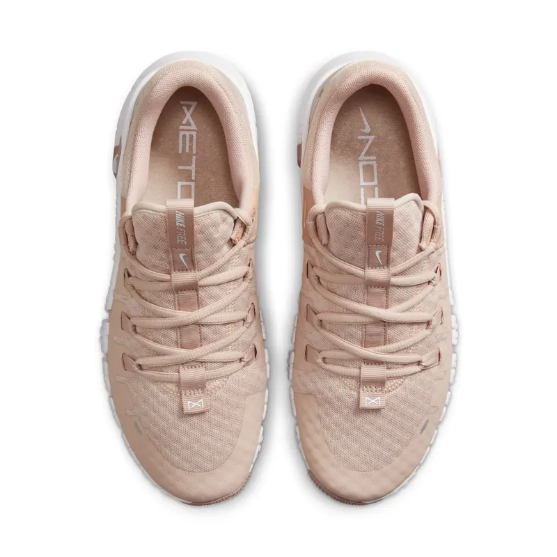 Nike Free Metcon 5 “Pink Oxford” (DV3950-600)