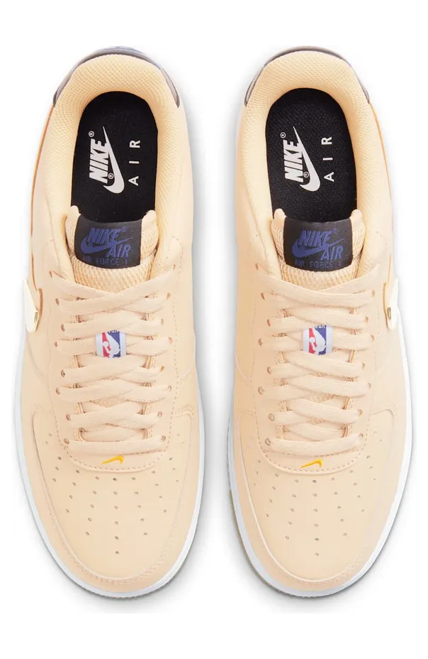 nike-air-force CT2298-200