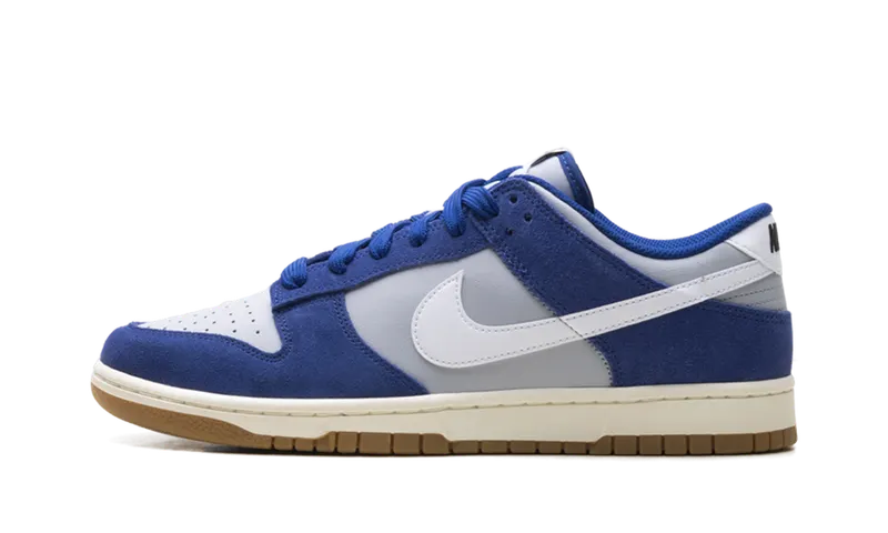 Nike Dunk Low Retro SE “Deep Royal Blue Gum” (IB6399-003)
