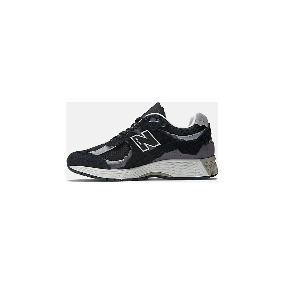 New Balance 2002R “Protection Pack – Black / Grey” (M2002RDJ)