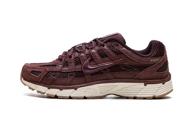 Nike P-6000 SE “Dark Pony Metallic Gold” (HF0015-200)