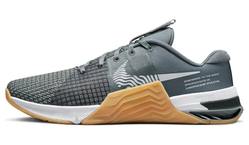 Nike METCON 8 “Smoke Grey Gum” (DO9328-002)