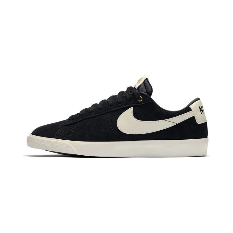 Nike SB Blazer Low GT “Black / Sail” (704939-001)