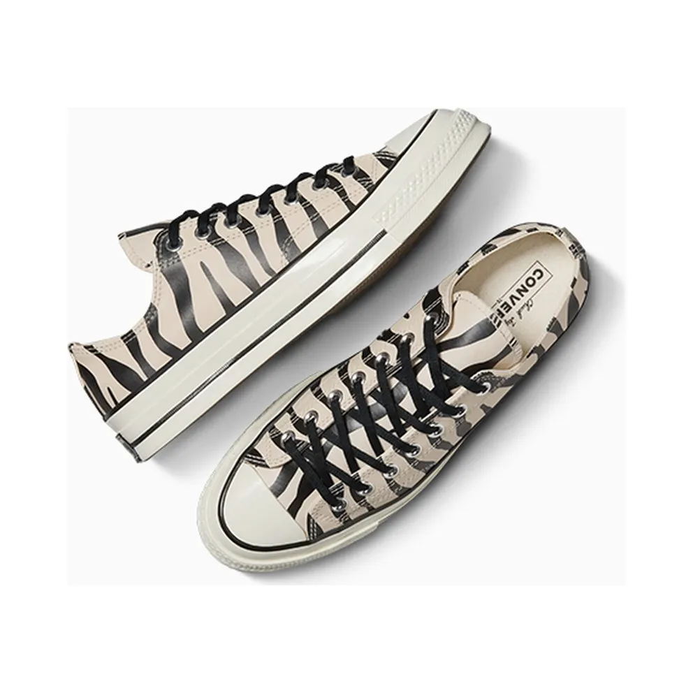 Converse Chuck 70 Glow-In-The-Dark Zebra Print Light Dune/Black/Egret (A13438C)
