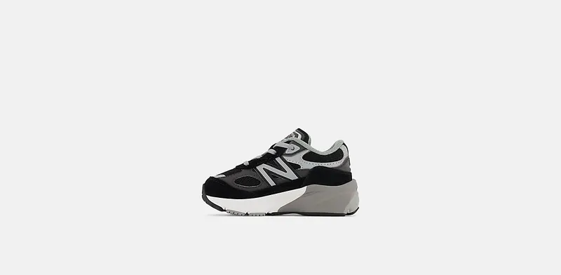 New Balance 990v6 Black Silver (IC990BK6)