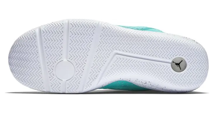jordan-reveal 834064-303