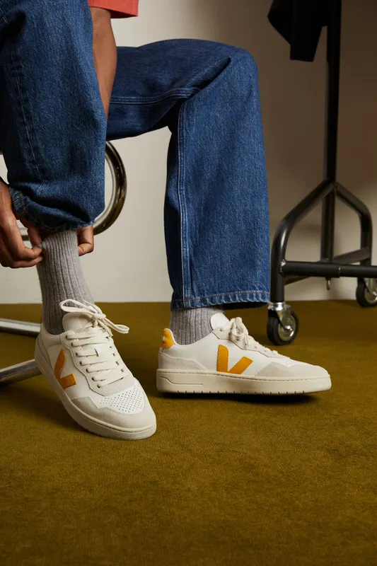 Veja V-90 White (VD2021361)