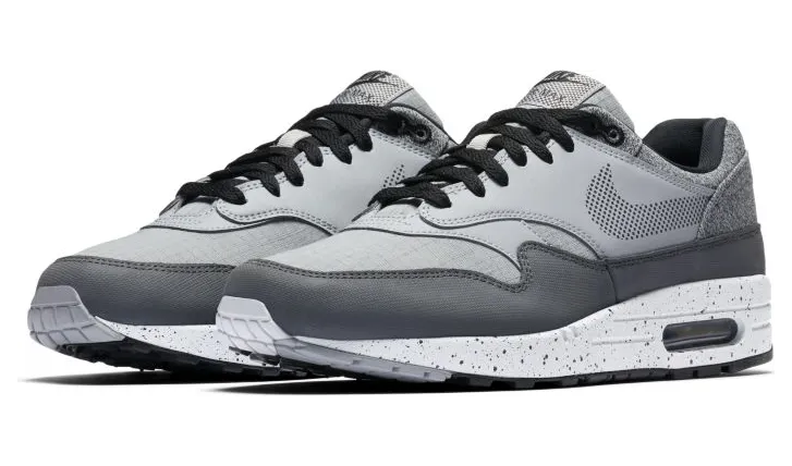 nike-air-max AO1021-002