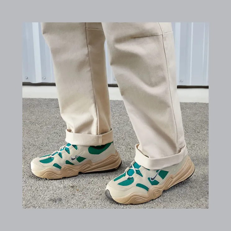 nike-tech-hera FJ9532-110