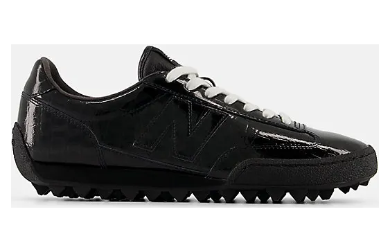New Balance Gator Run “Black”: terreinbeest voor stad én pad