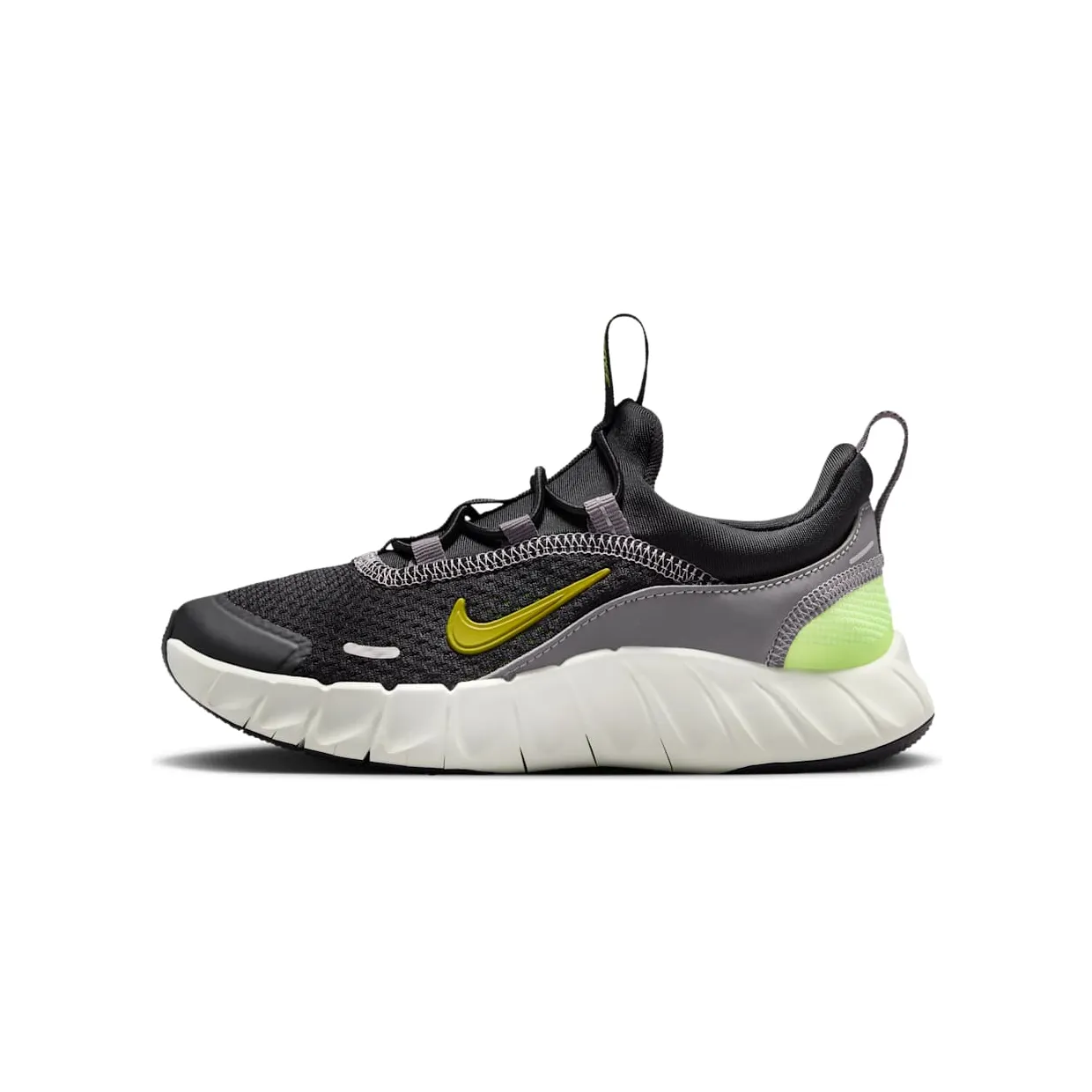 nike-free IQ5811-005