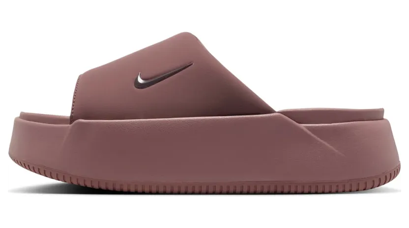 nike-calm IO0495-500