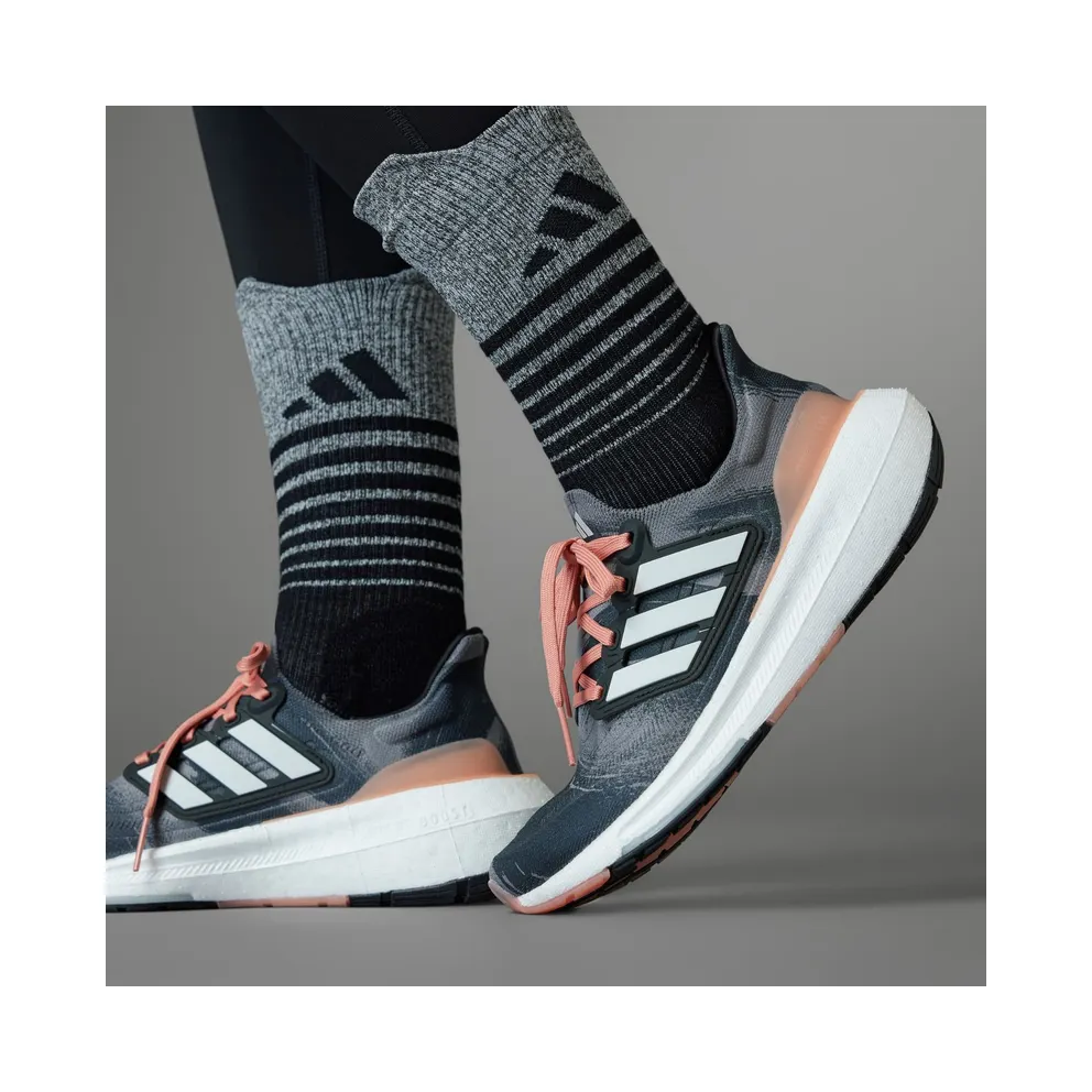 adidas Ultra Boost Light Grey Crystal White Wonder Clay (IE1745)