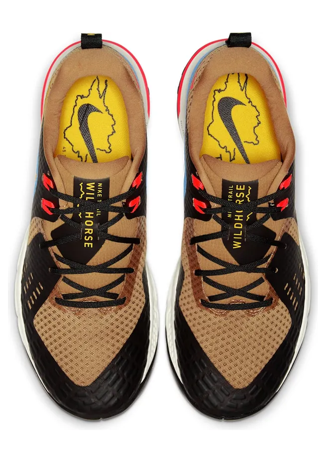 nike-air-zoom AQ2222-200
