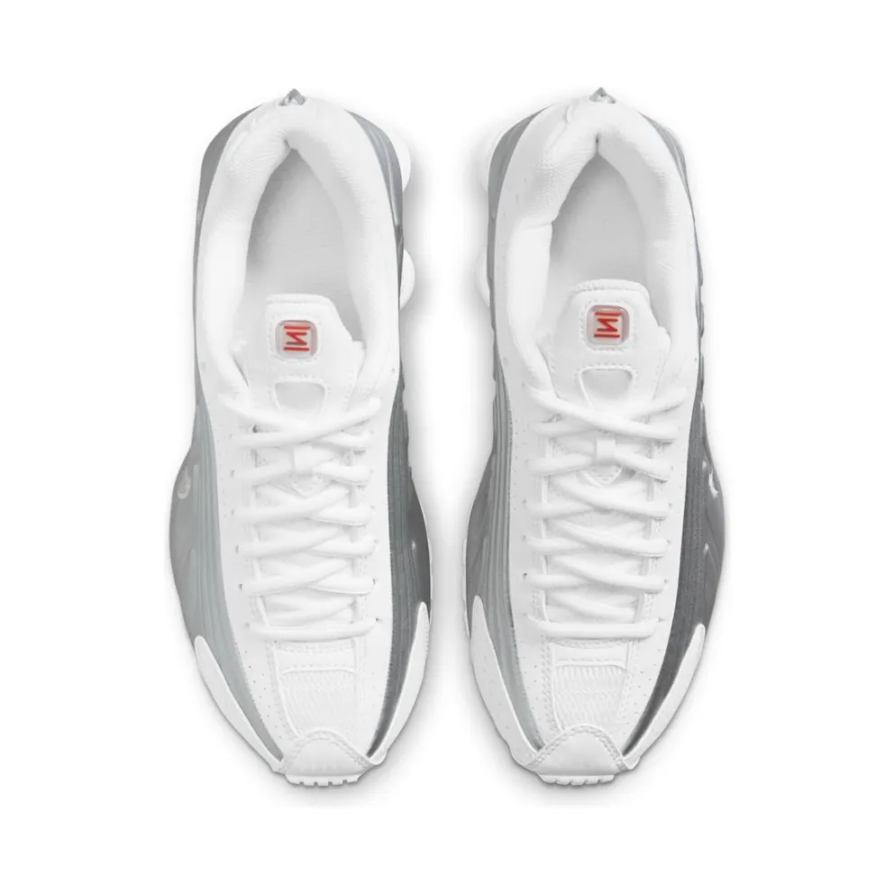 Nike Shox R4 GS “White Bright Crimson Metallic Silver” (CW2626-101)