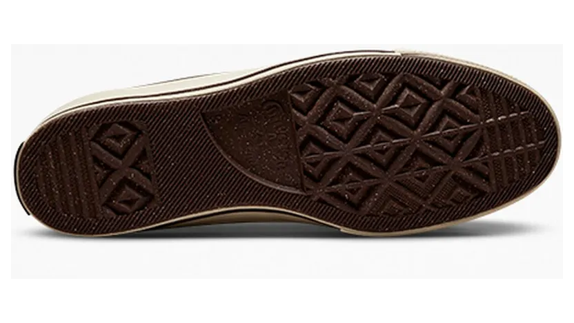 converse-chuck-taylor-all-star A01626C