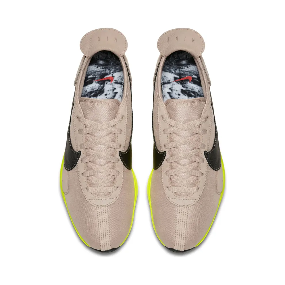 Nike Moon Racer String String/Black-Sail-Volt (AQ4121-200)