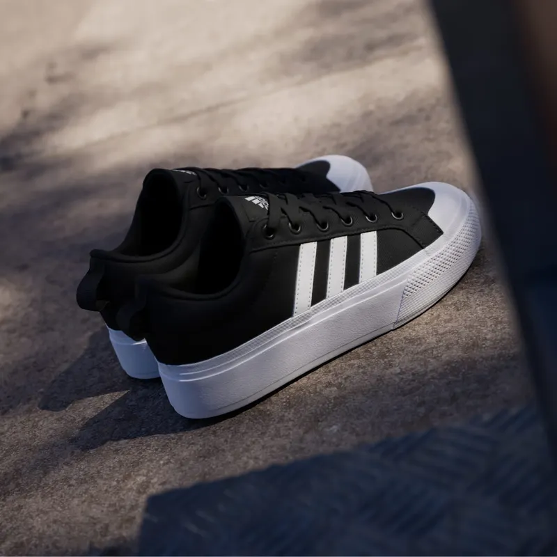 adidas Bravada 2.0 Platform Core Black / Cloud White / Core Black (IE2310)