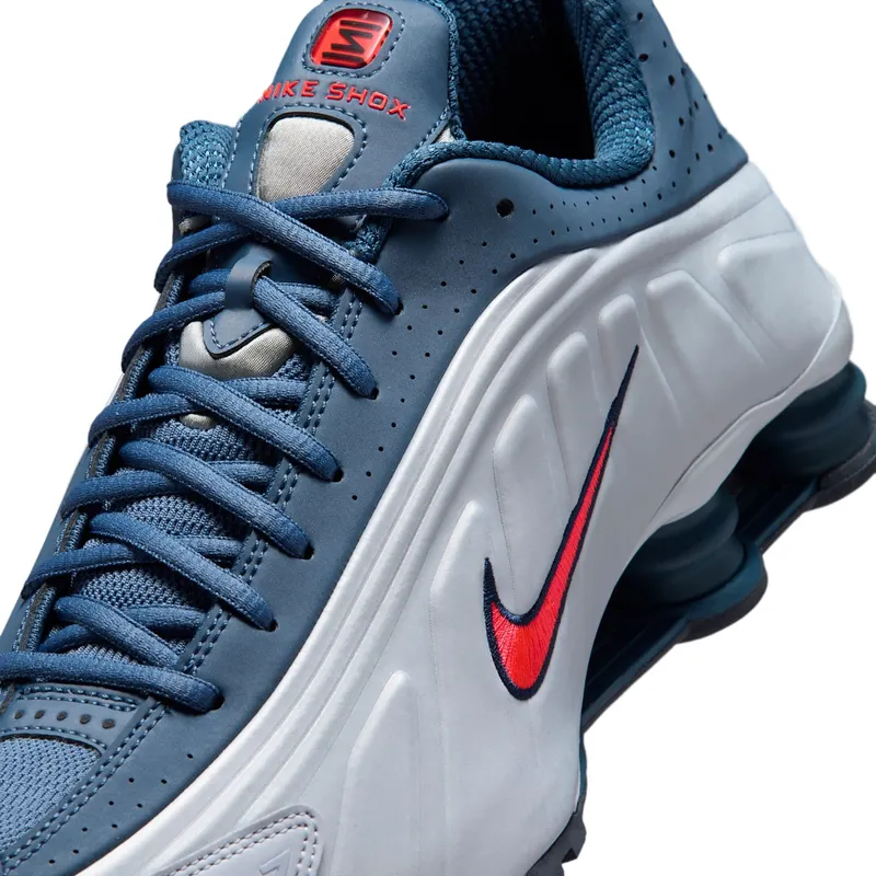 Nike Shox R4 “Football Greyq” (HQ1988-012)