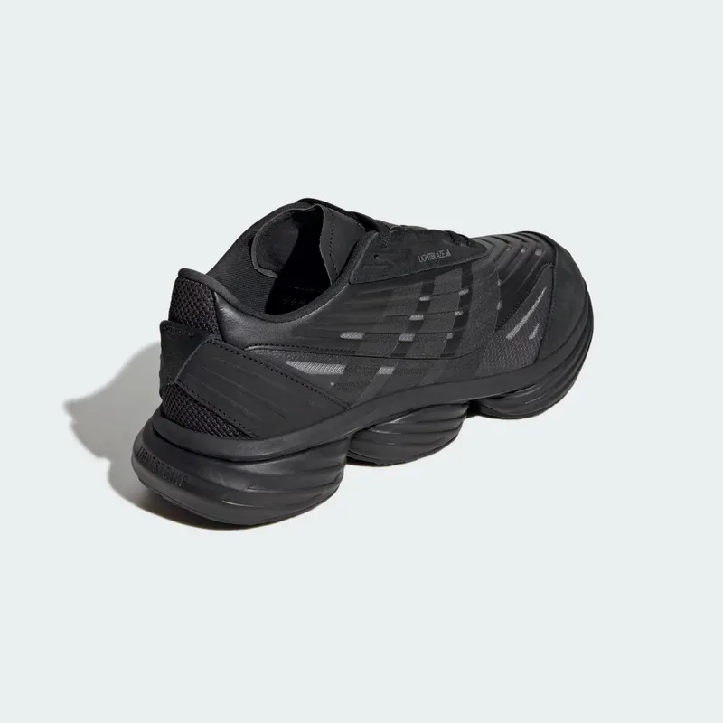 Adidas LIGHTBLAZE POD+ SHOES Core Black / Core Black / Grey Four (KK3429)