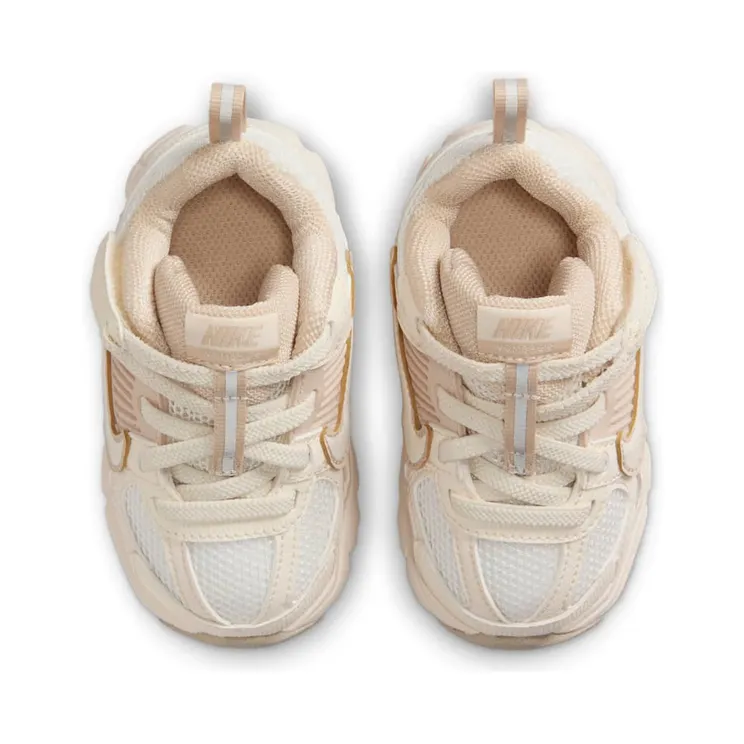 nike-vomero HF7000-106