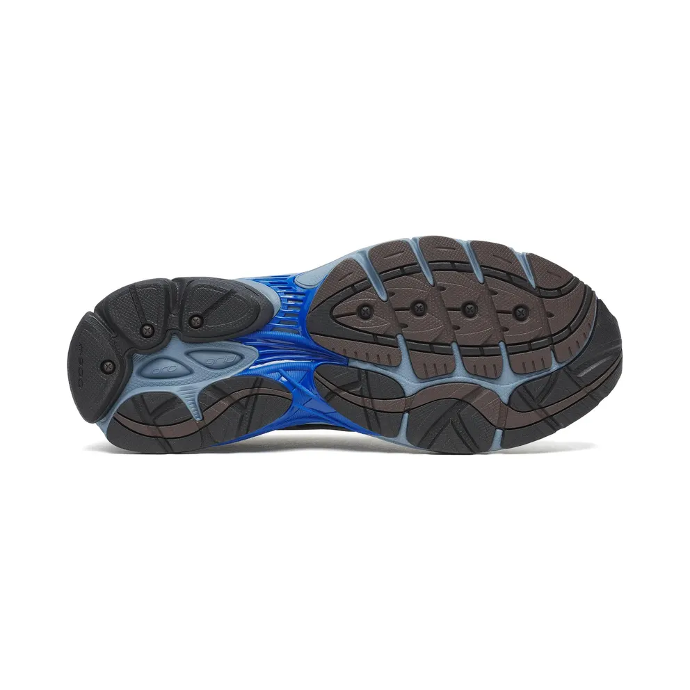 SAUCONY ProGrid Omni 9 Disrupt “Black / Torte” (S70739-75)