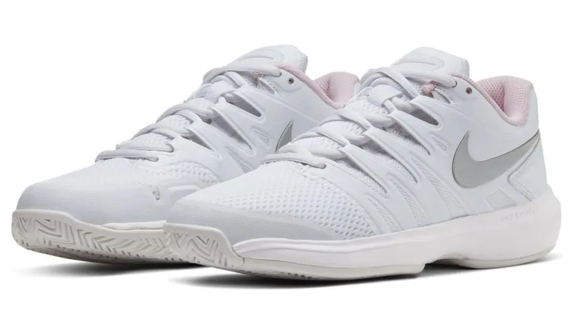nikecourt AA8024-105
