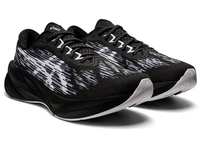 Asics NOVABLAST 3 Black/White (1011B458.002)