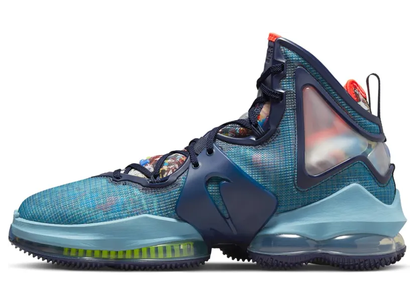 LeBron 19 Blauw (CZ0203-400)
