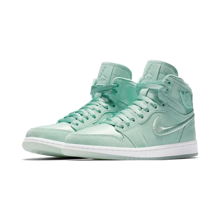 air-jordan-1 AO1847-345