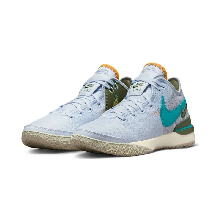nike-zoom DR8784-400