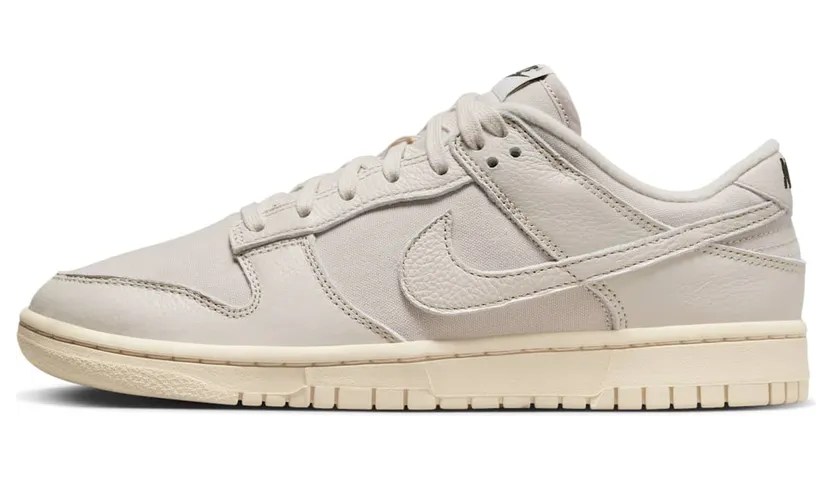 Nike Dunk Low “Light Orewood Brown” (DZ2538-100)