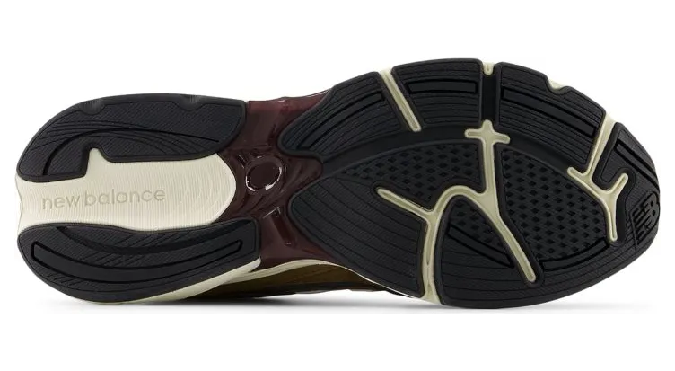 new-balance-2010 U201020Q