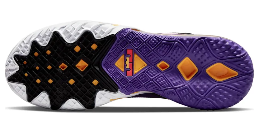 nike-lebron-18 CV7562-003