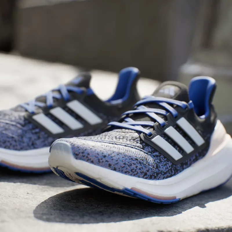Adidas ULTRABOOST LIGHT “Black” (HP9477)