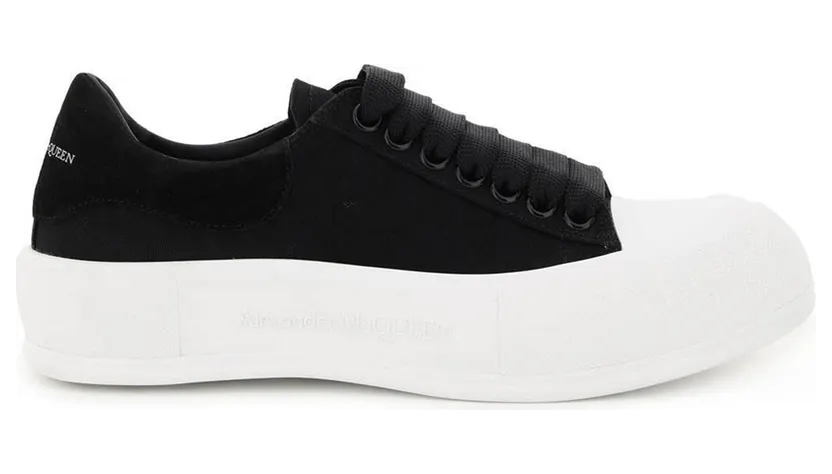 Alexander McQueen Deck Skate Plimsoll Lace-Up Black (W) (654593W4MV71070)