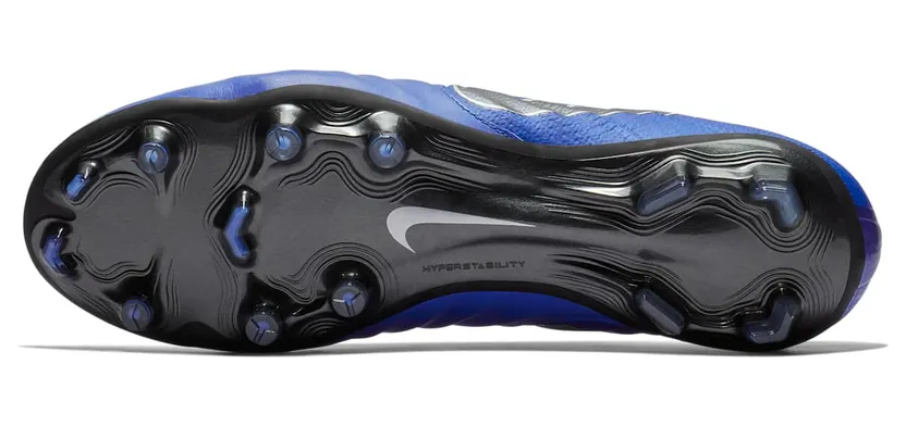 nike-legend AH7238-400