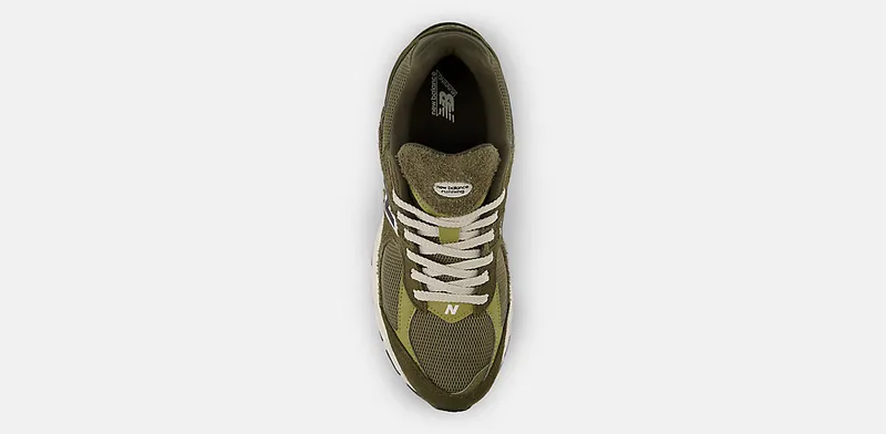 New Balance 2002R “Zalando Exclusive Olive” (M2002RZD)