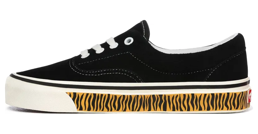 vans-style VN0A2RR11UY
