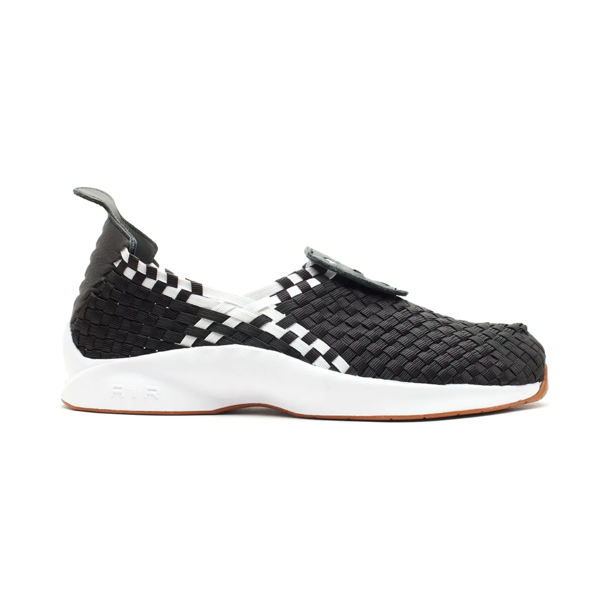 nike-air-woven 530986-010