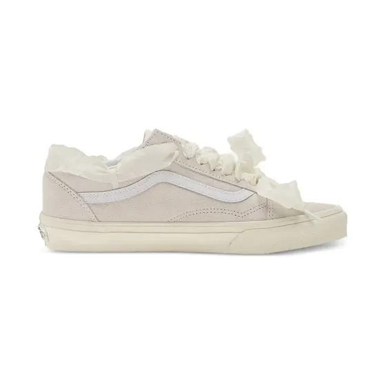 Vans Old Skool mit Rüschenbesatz “White” (VN000D6WCJ71)