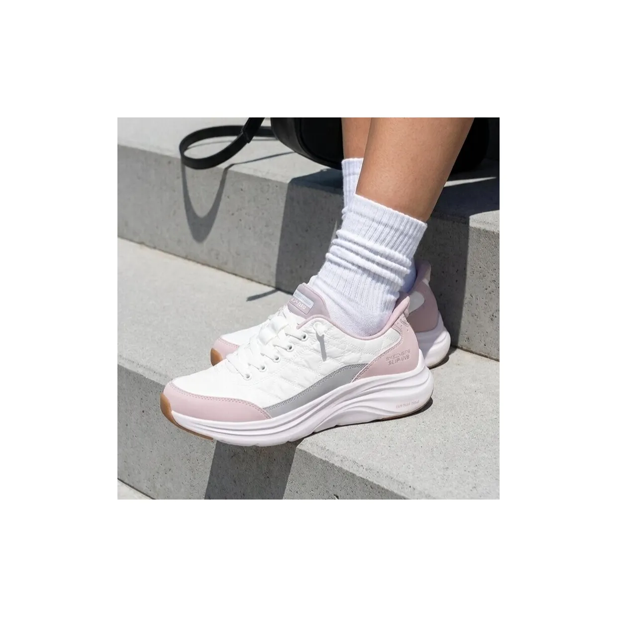 skechers-slip-ins 150404WLV