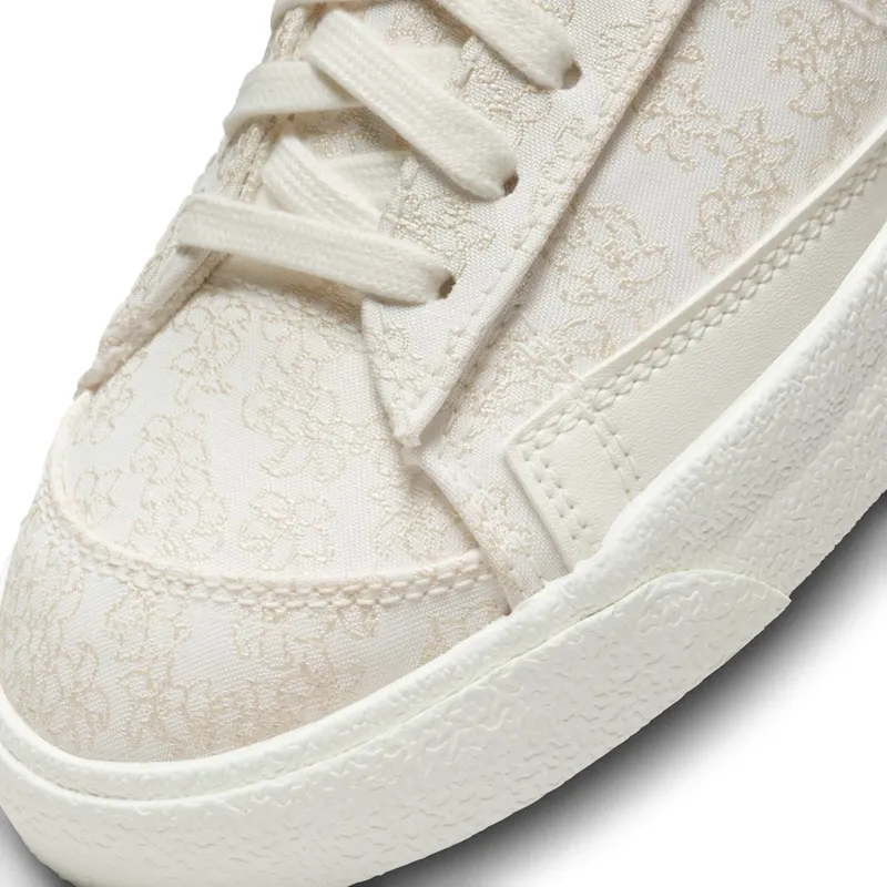 Nike BLAZER LO ’77 SE “SAIL SESAME” (DR9955-100)