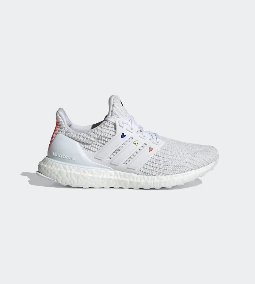 Adidas UltraBoost 4.0 DNA ‘White Hearts’ Cloud White/Chalk White/Solar Red (GZ9232)
