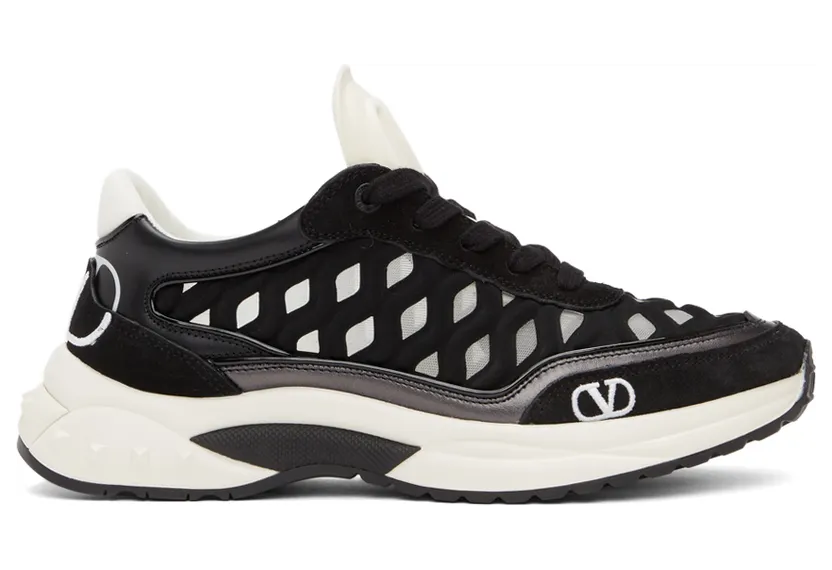 Valentino Garavani Off-White Ready Go Runner Low Sneakers (XW2S0EA5NHR)