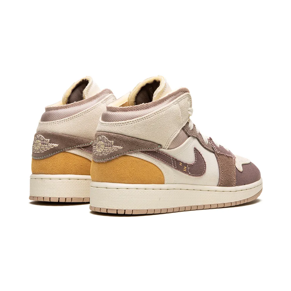 Air Jordan 1 Mid SE Craft GS “Inside Out – Taupe Haze” (DZ4466-102)